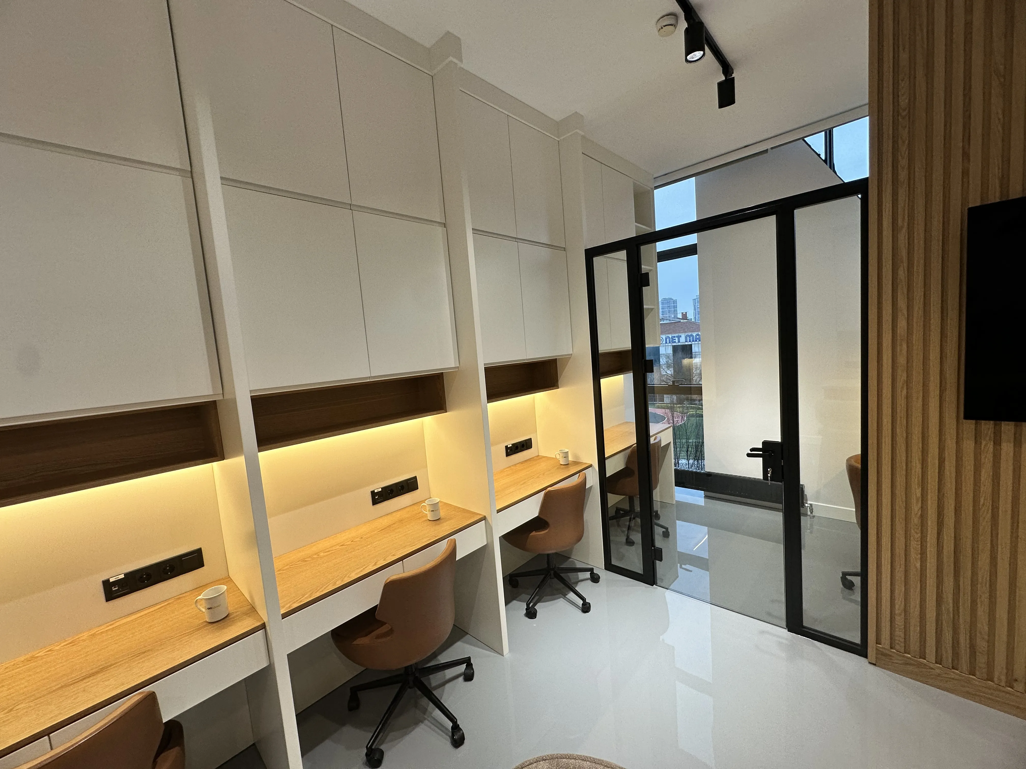 Kişiye Özel Sabit Masa